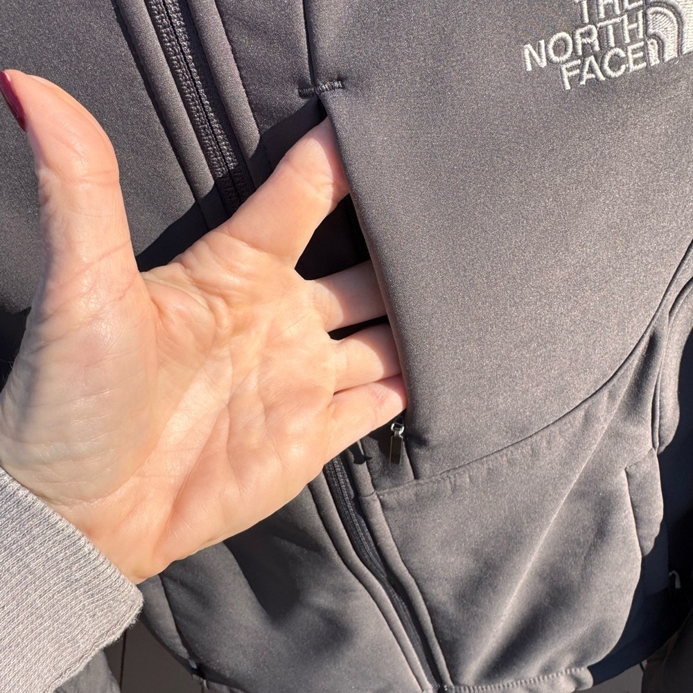 North Face Women’s Gray Apex Softshell Warm Zip Up Jacket Size Small Petite - Picture 7 of 16
